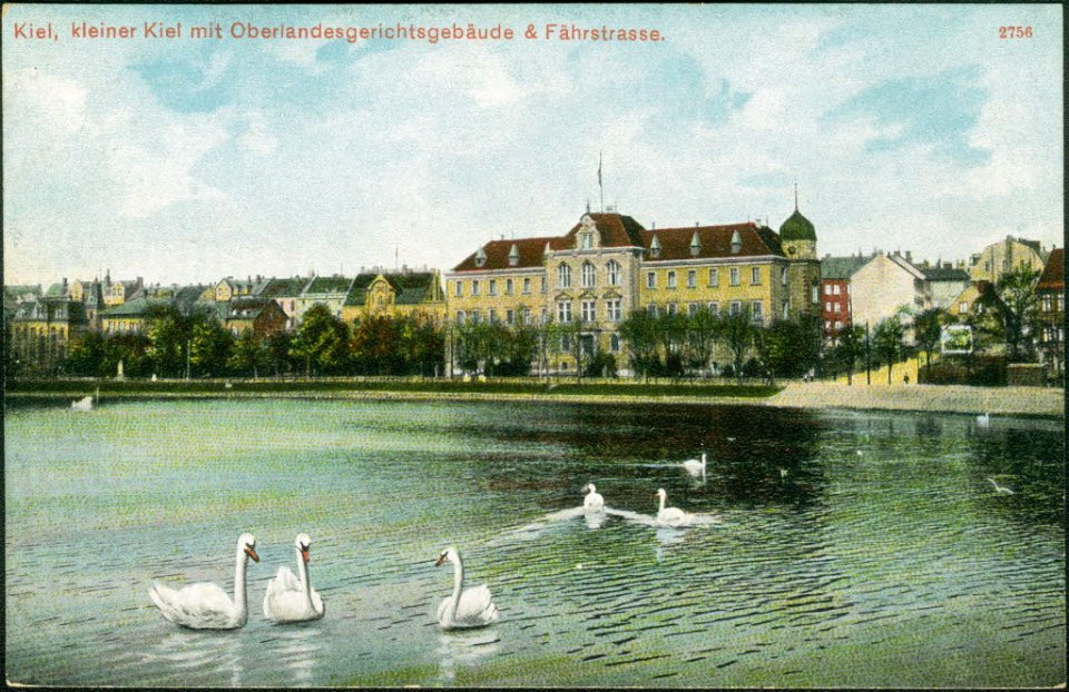 Kleiner Kiel mit Oberlandesgericht am Lorentzendamm und Fährstraße (rechts) (Kiel 26.714)
