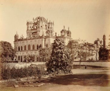 KITLV 91958 - Samuel Bourne - Palace La Martinière Lucknow to India - Around 1860 photo