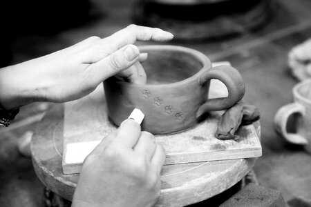 Clay qualitative ware
