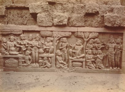 KITLV 103646 - Kassian Céphas - Bas-relief at Borobudur near Magelang - 1890-1891