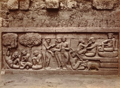 KITLV 103666 - Kassian Céphas - Bas-relief at Borobudur near Magelang - 1890-1891