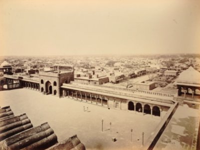 KITLV 91986 - Samuel Bourne - Delhi, India, seen from the Jami Mosque - Around 1860