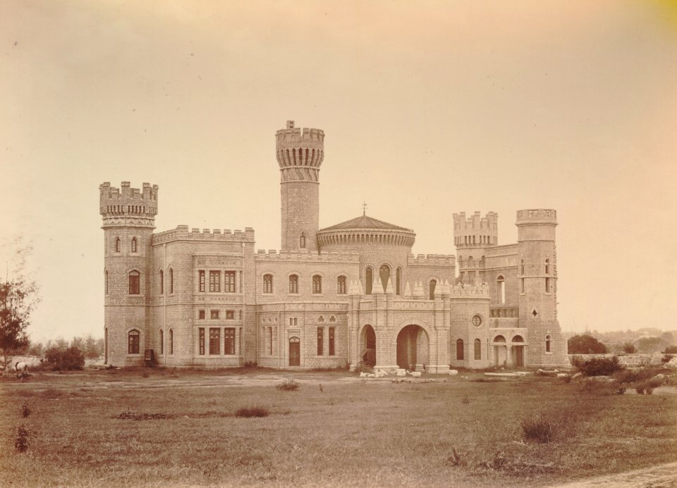 KITLV 92022 - Unknown - Palace of the Rajah at Bangalore in India - Around 1870
