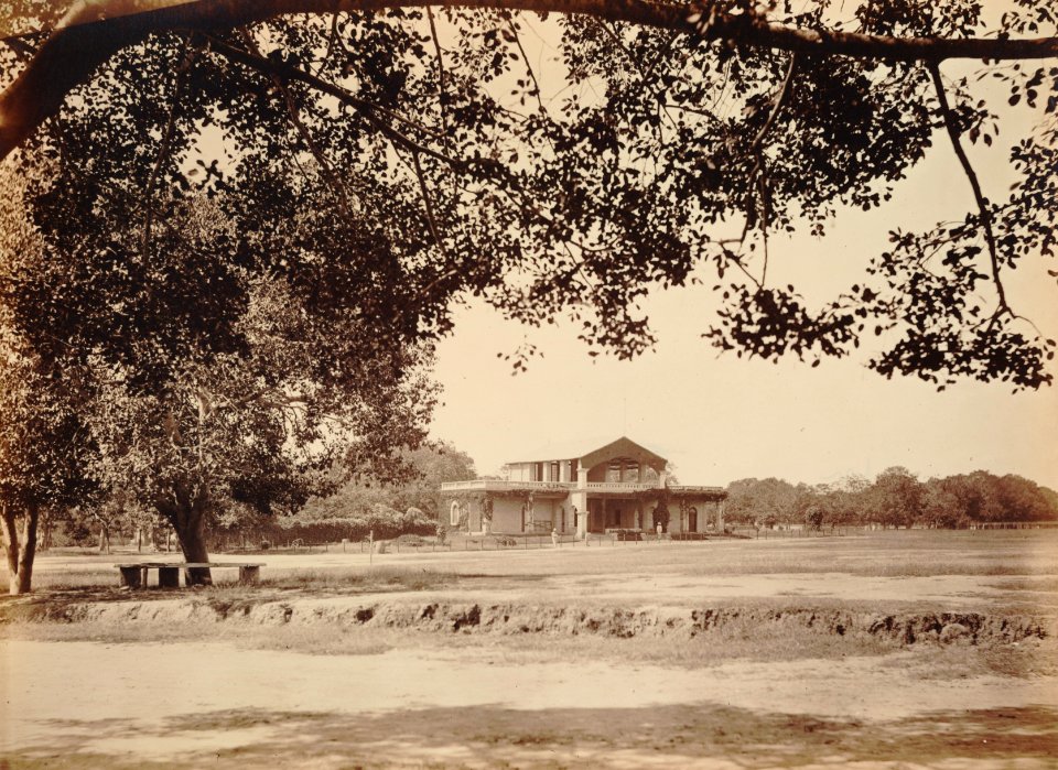 KITLV 92030 - Unknown - Gymkhana (sportscentre) at Bangalore, India - Around 1870