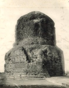 KITLV 377950 - Clifton and Co. - Buddhist tower at Sarnath in India - Around 1890