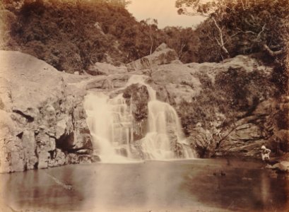 KITLV 92131 - Unknown - Waterfall at Coonoor in India - Around 1870