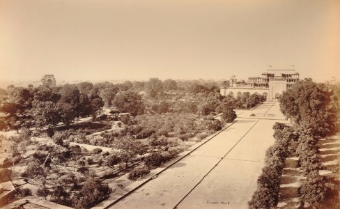 KITLV 92192 - Samuel Bourne - Akbar mausoleum at Sikandara in India - Around 1860 photo