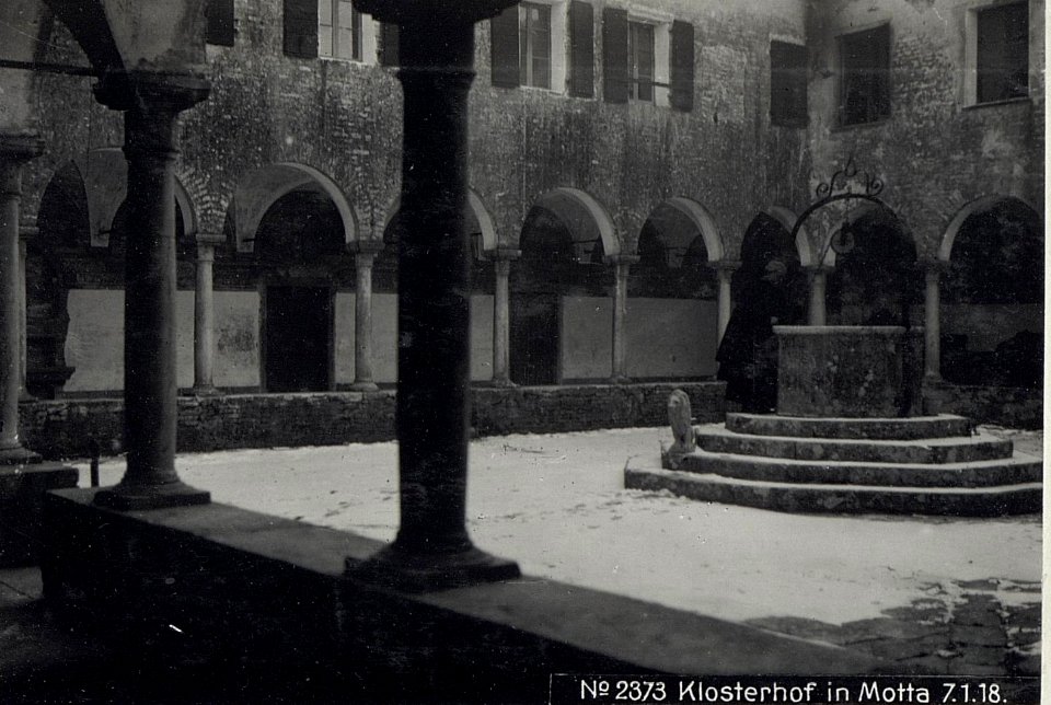 Klosterhof in Motta 7.1.18. (BildID 15613844)