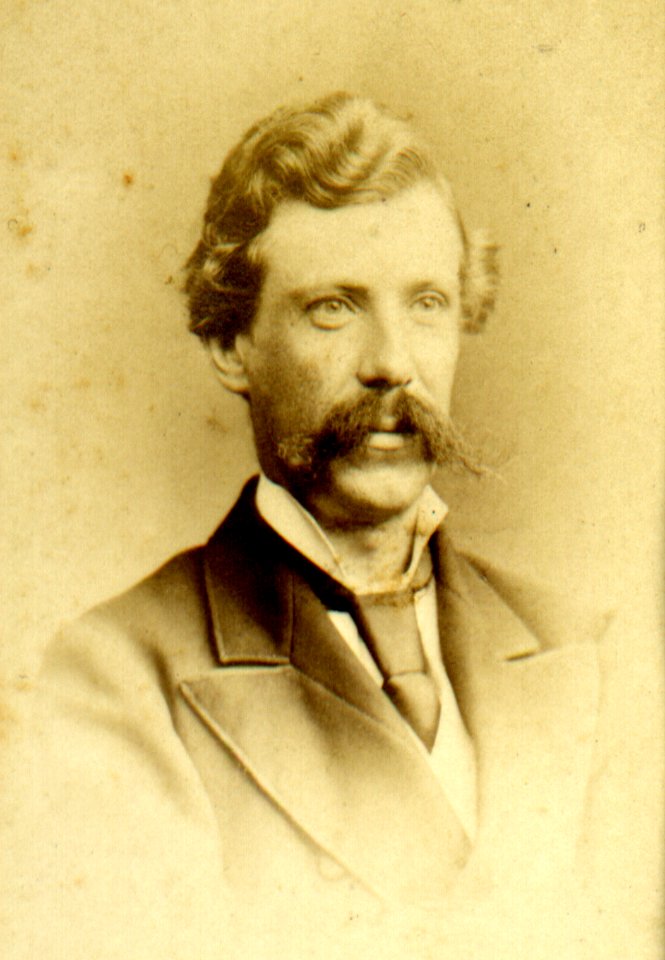 KITLV 80286 - Elliott and Fry , London - Mr. Charles H. Wood (Gov. Quinologist) at Calcutta - 1878-02 (cropped)