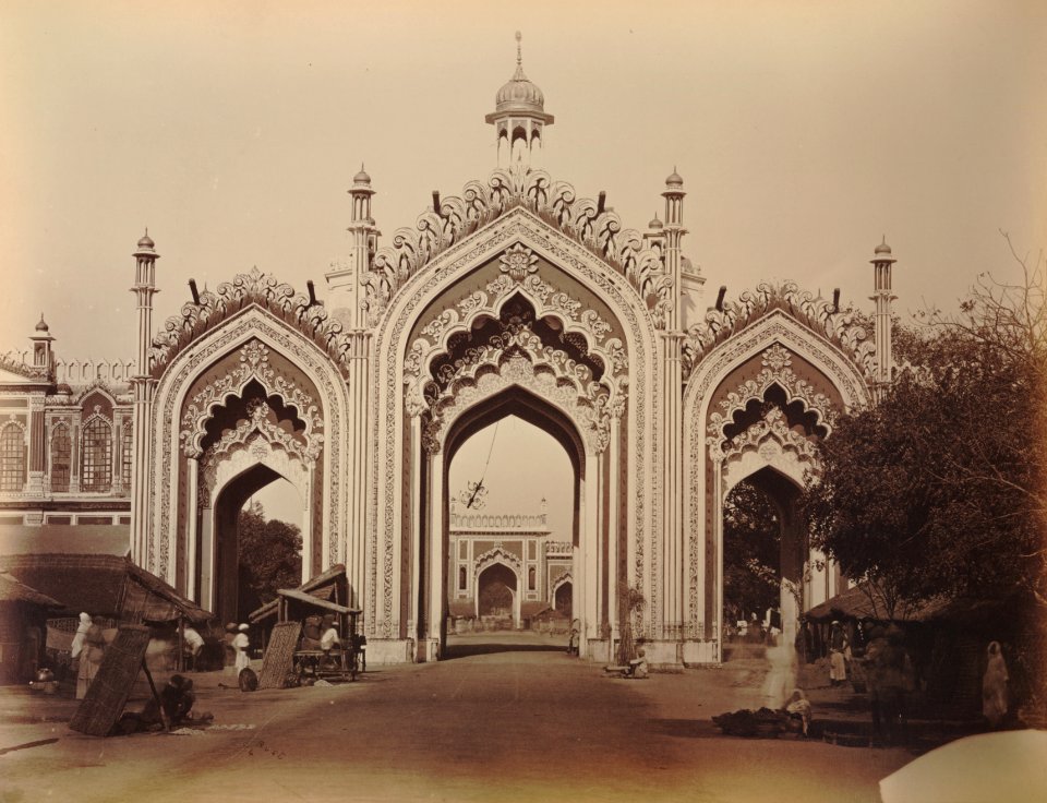 KITLV 91964 - Unknown - Gateway to Husainabad Imambara in Lucknow in India - Around 1860