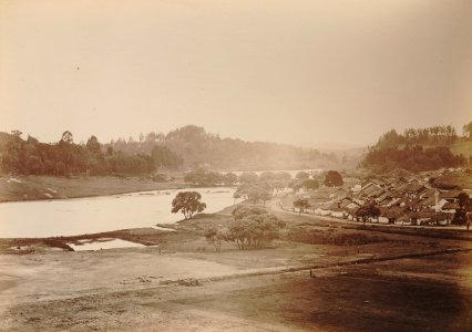 KITLV 92016 - Unknown - Village, seen from Bombay Hill in India - Around 1860 photo