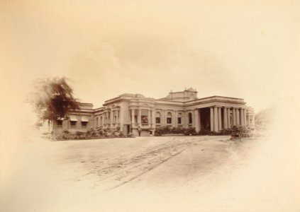 KITLV 92024 - Unknown - Government House in Bangalore, India - Around 1870 photo