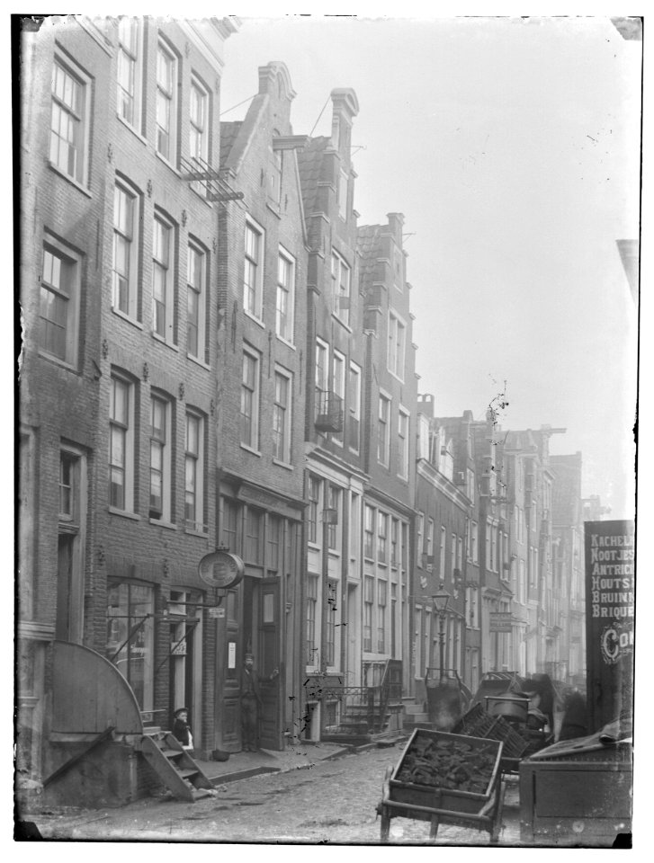 Kleine Kattenburgerstraat 37 (ged)-39-41 enz (vlnr) Jacob Olie (max res)