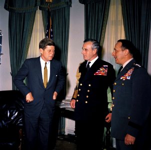 KN-C17494. President John F. Kennedy Meets with Lord Louis Mountbatten