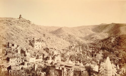 KITLV 92166 - Bourne and Shepherd - Amber India, seen from the palace - Around 1870 photo
