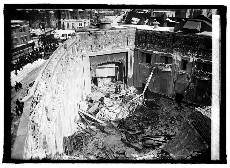 Knickerbocker Theater disaster, (1-30-22) LCCN2016846023