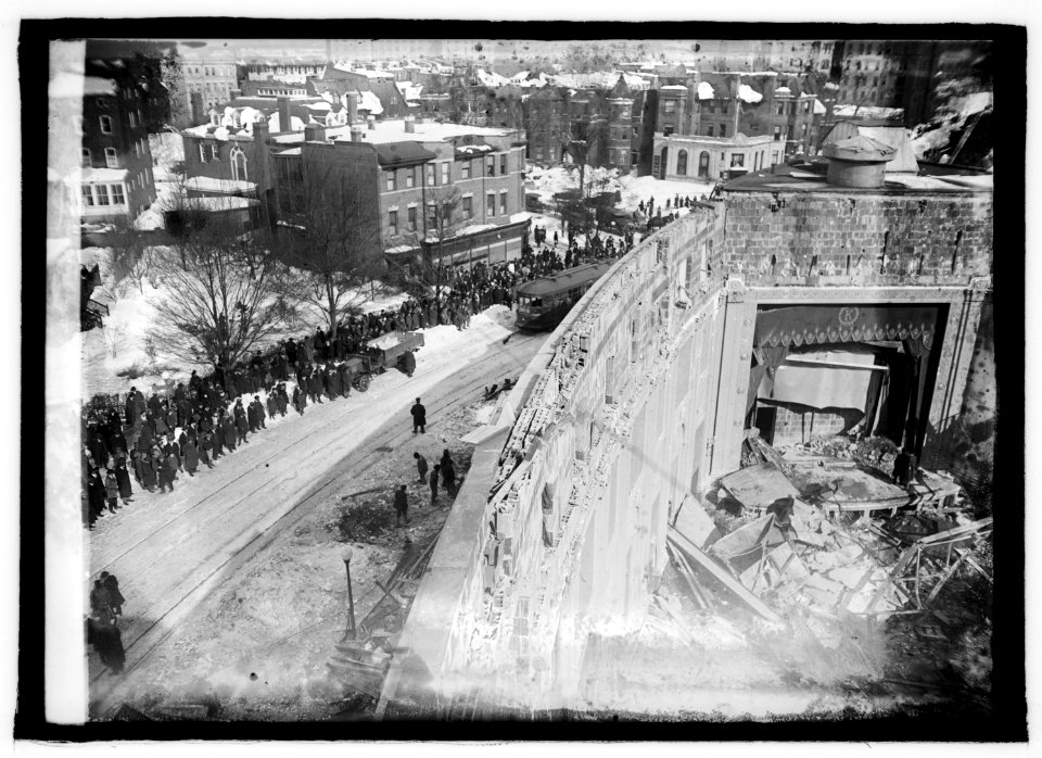 Knickerbocker Theater disaster, (1-30-22) LCCN2016846022