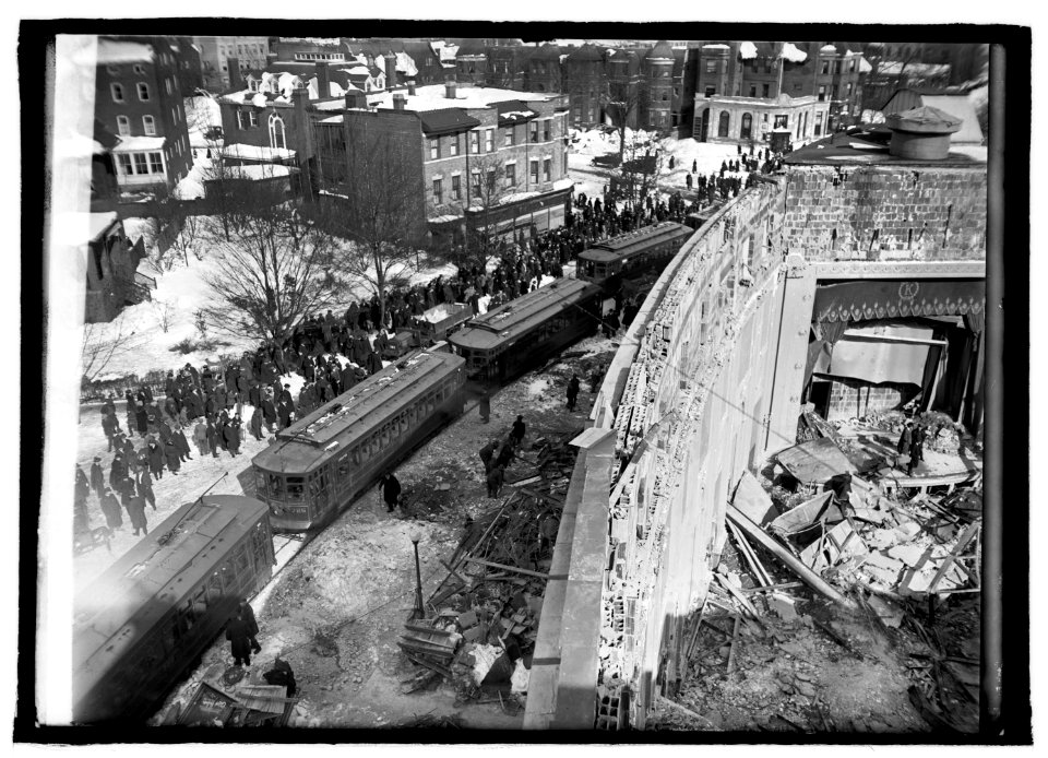 Knickerbocker Theater disaster, 1-30-22 LCCN2016846021