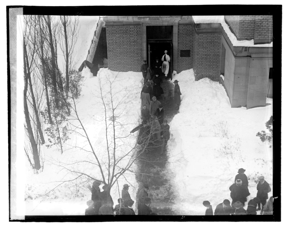 Knickerbocker Theater LOC npcc.05697