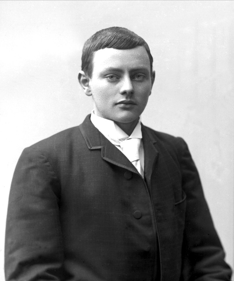 Knut Knutsen by Gustav Borgen NFB.34366