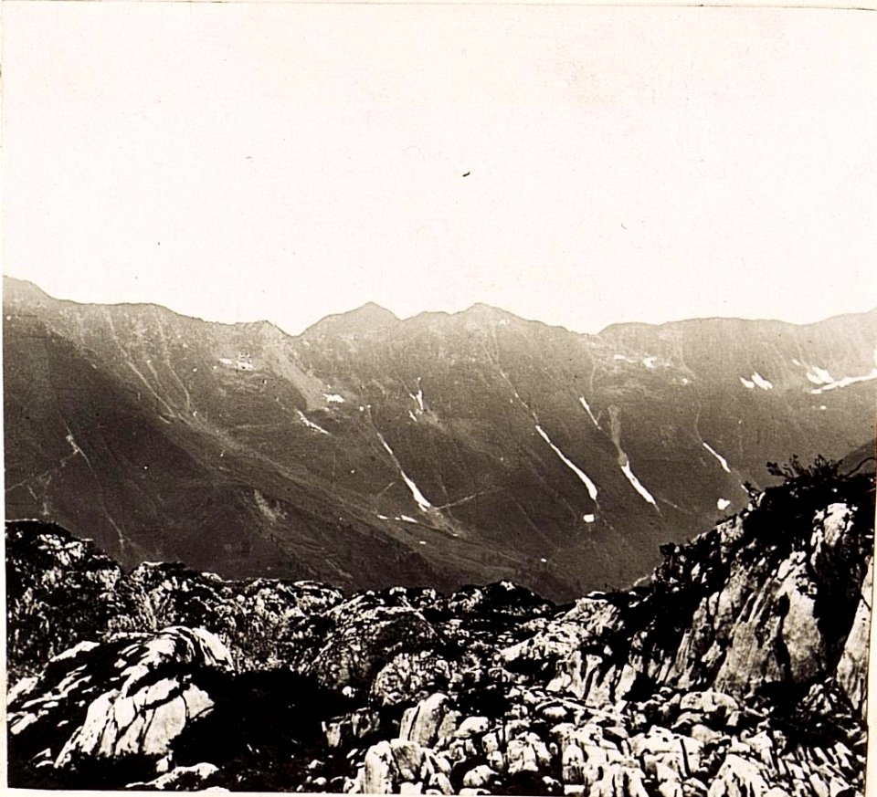 Kleiner Pal, Blick auf die ital.Stellung und Mte.Cimone. (BildID 15496311)