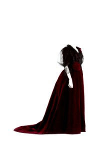 Klänning av mörkröd silkessammet med garnering av svart chantillyspets och svart silkestyll - Hallwylska museet - 89127 photo