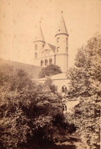 Klostergarten m Lieb-Frauenkirche