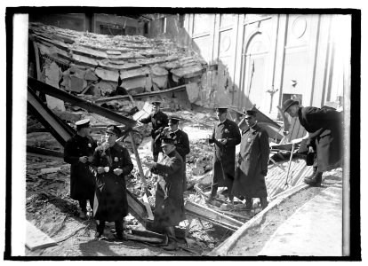 Knickerbocker Theater disaster, 1-30-22 LCCN2016846024