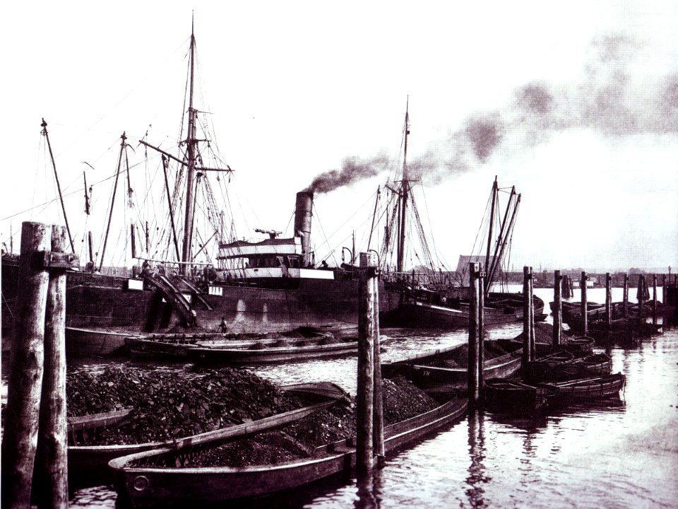 Kohlenschiffhafen Hamburg um 1900