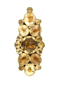 Klädsmycke av guld och bergkristall från 1670 cirka - Livrustkammaren - 97926