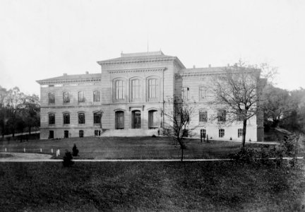 Kollegiengebäude der Christian-Albrechts-Universität (CAU) (Kiel 44.650)