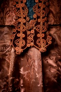 Klänningsliv, detalj. Foto till boken: Ett sekel av dräkt och mode ur de Hallwylska samlingarna - Hallwylska museet - 90112