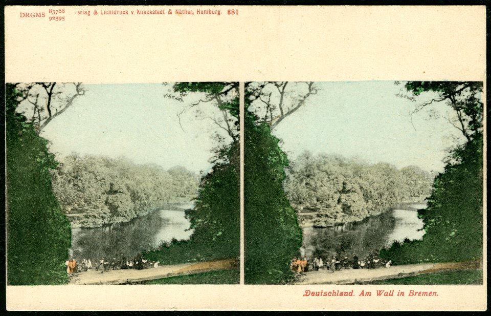 Knackstedt & Näther Stereoskopie 0881 Deutschland, Am Wall in Bremen, Bildseite handkoloriert, Personengruppe in den zum öffentlichen Park umgewandelten Bremer Wallanlagen, um 1900