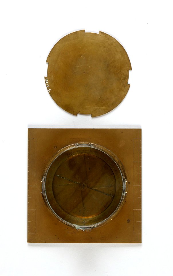 Kompass av stark kopparhaltig förgylld mässing, 1651 - Skoklosters slott - 92891