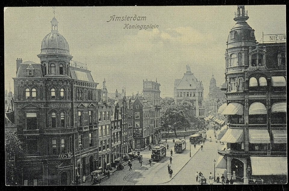 Koningsplein 1-15 en rechts Koningsplein 6 met op de achtergrond Herengracht 430 en de Leidsestraat, Afb ANWU01704000002