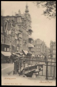 Koningsplein. Gezien vanaf Herengracht naar Heiligeweg. Uitgave N.J. Boon, Amsterdam photo