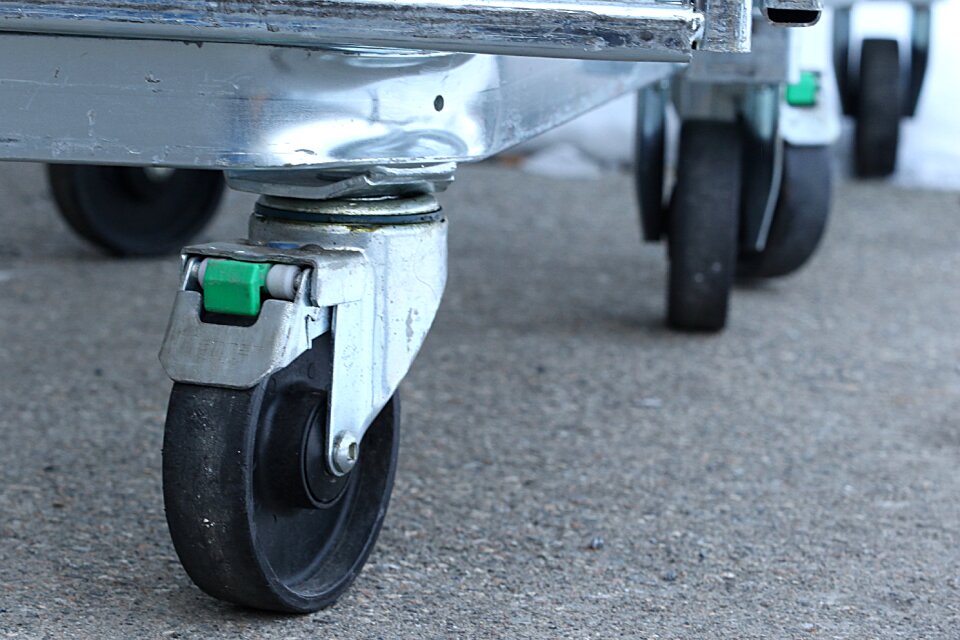 Vehicle wheel asphalt