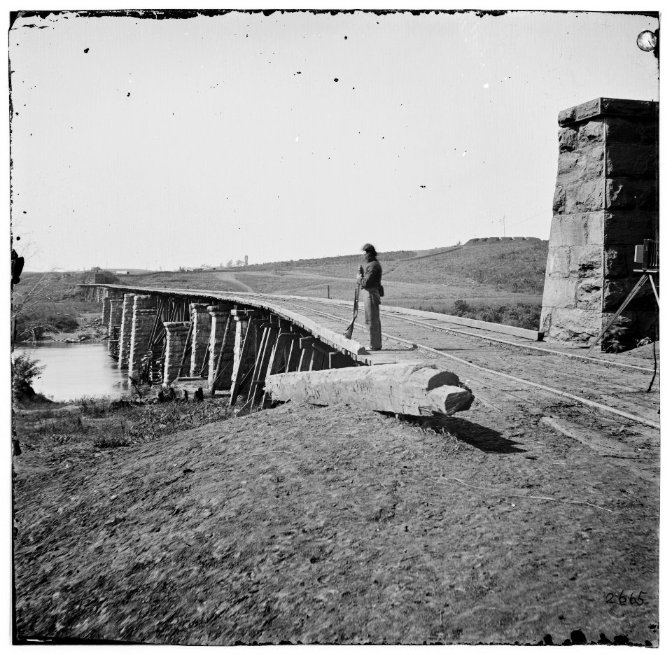 Knoxville, Tenn., vicinity. Bridge at Strawberry Plains, 20 miles northeast of Knoxville; camera on tripod at right LOC cwpb.02140