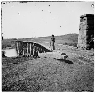 Knoxville, Tenn., vicinity. Bridge at Strawberry Plains, 20 miles northeast of Knoxville; camera on tripod at right LOC cwpb.02140