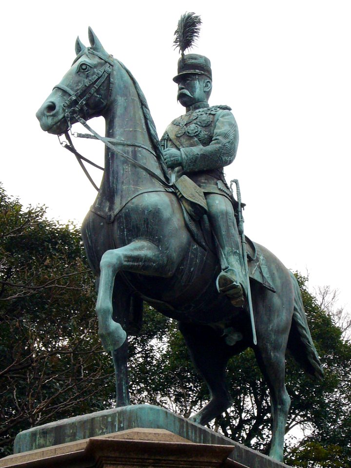 Komatsumiya akihito1024