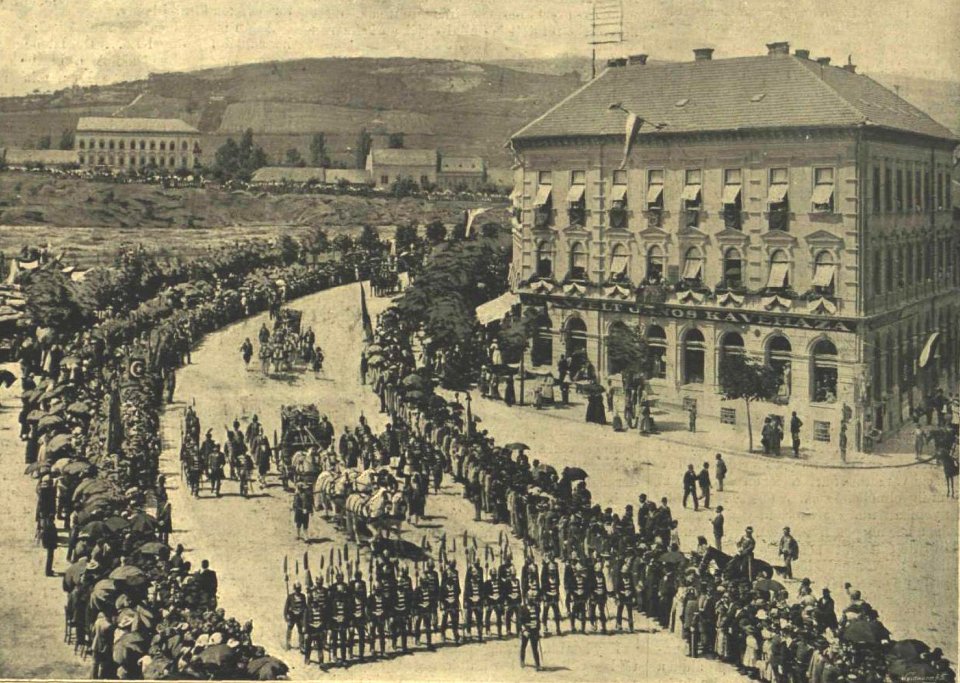 Korona díszmenet a Széna téren, Budapesten. 1896-06-08 1896-26