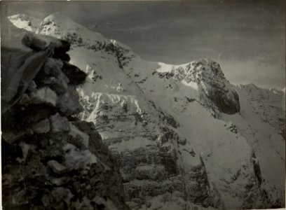 Kote 1976 Vratakamm von der Flügelstellung am Veliki Lemez. (BildID 15469173)