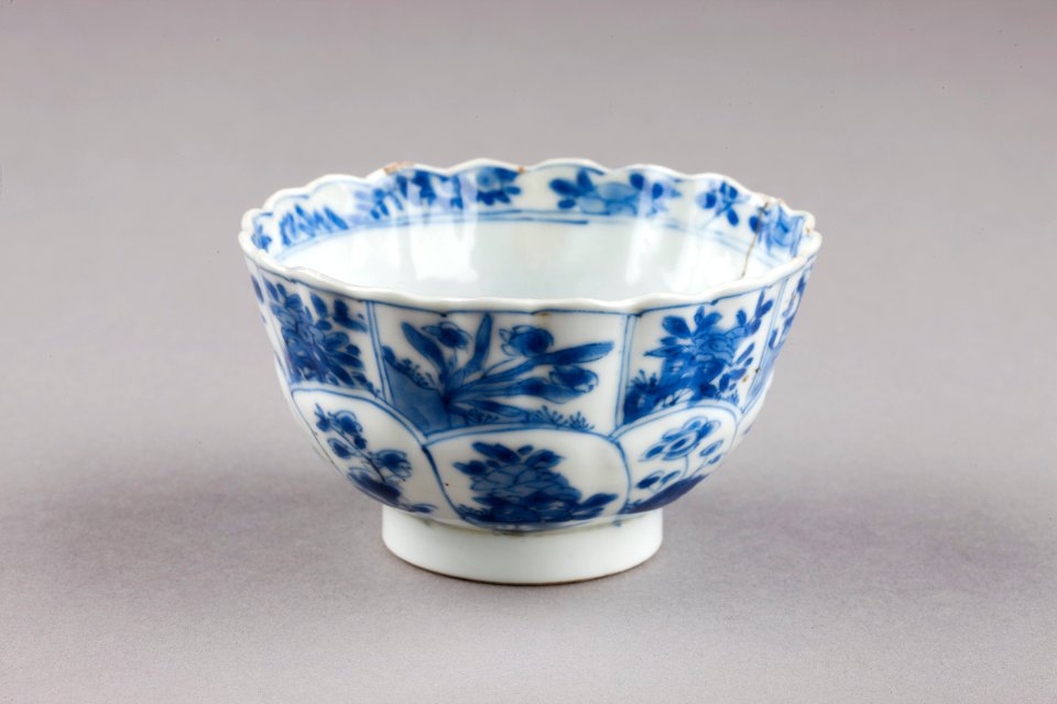 Kopp från 1700-talet gjord i Kina - Hallwylska museet - 95620