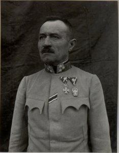 Kommandant des 11. Korps. (BildID 15449012)