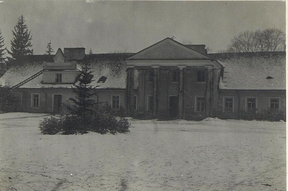 Kommando-Gebäude in Koniuchy (BildID 15694475)