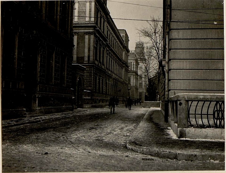 Kommandogebäude in Sarajevo.Aufgenommen, am 15. Jänner 1916. (BildID 15532360)