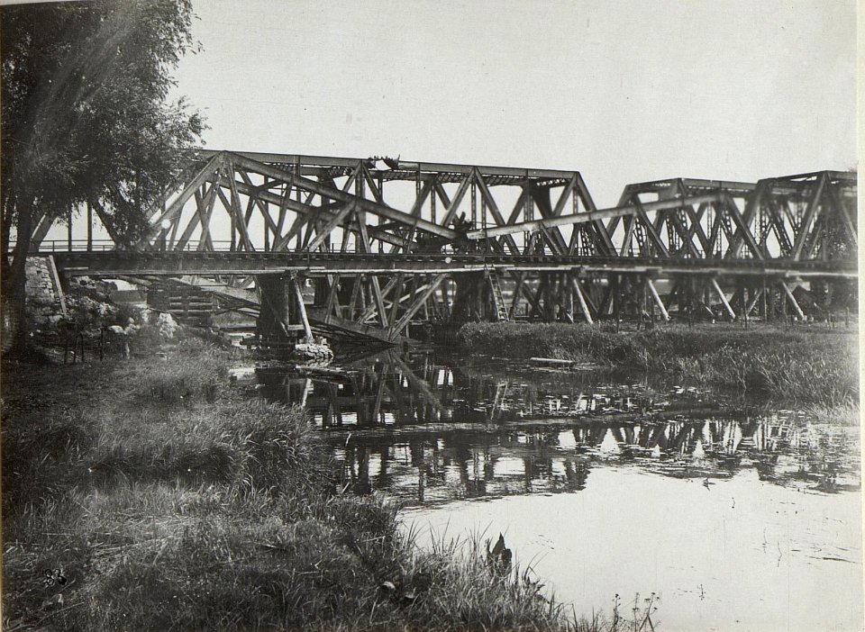 Kowel, Eisenbahnbrücke. (8-7.1916.) (BildID 15676895)