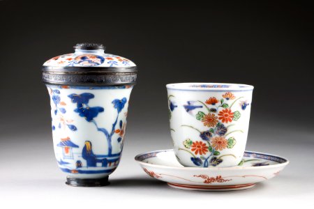 Kopp med lock: XLVIII:XIII:C.e.02. Och kopp med fat - Hallwylska museet - 87174