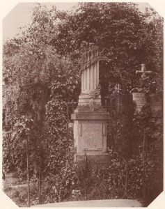 Kotzsch, Carl Friedrich August - Grabsäule (Zeno Fotografie)