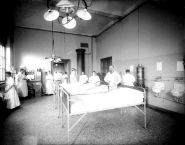 Kreisssaal Universitaets-Frauenklinik Leipzig 1905